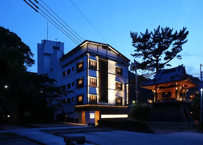 Jacuzzi hotel: Arima Royal Hotel