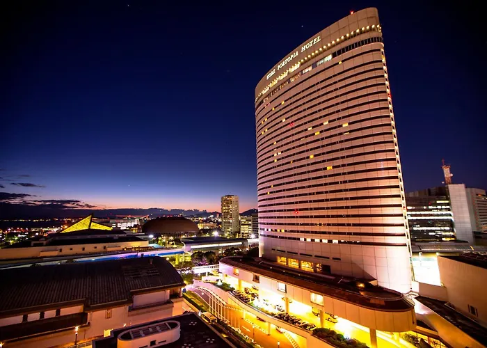 Luxury hotel only: Kobe Portopia Hotel